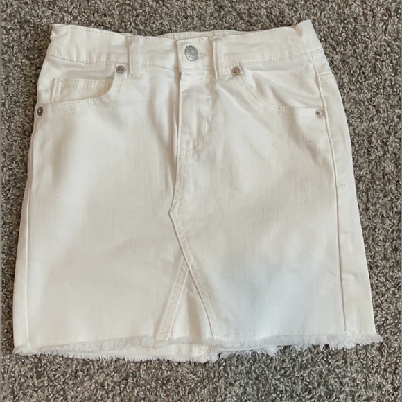 Girls Spring Outfit - Picture 5 of 7